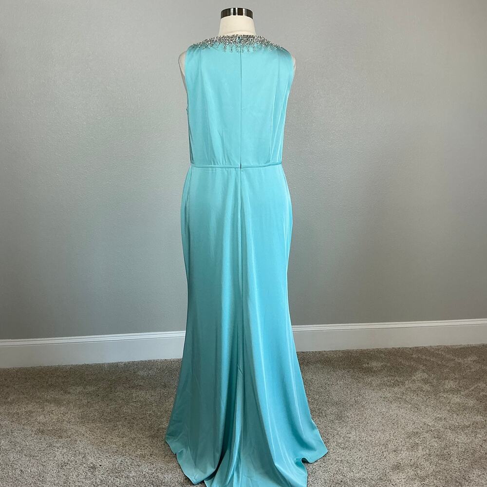 Mac Duggal 26516 Blue Evening Gown Crystal Beaded Neckline Column Dress Size 16 - Picture 7 of 12